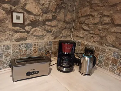Utensilios para hacer té y café en Casa Maro Prenafeta