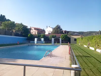 Piscina en o cerca de CASA RURAL LES ROQUETES