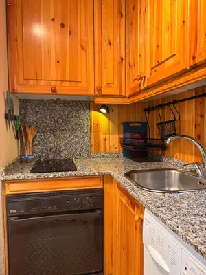 Una cocina o zona de cocina en Confort nórdico en la montaña - Besiberri 4
