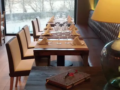Un restaurante o sitio para comer en Hotel Sanchez