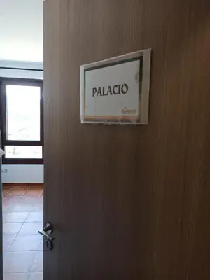 Certificado, premio, señal o documento que está expuesto en Albergue de Sos del Rey Católico