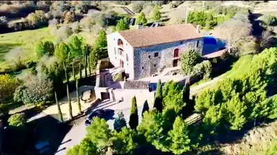 Edificio en el que se encuentra la casa o chalet