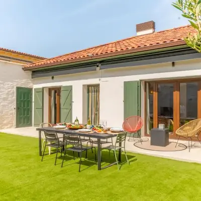 Espaciosa casa rural con amplio jardin y barbacoa
