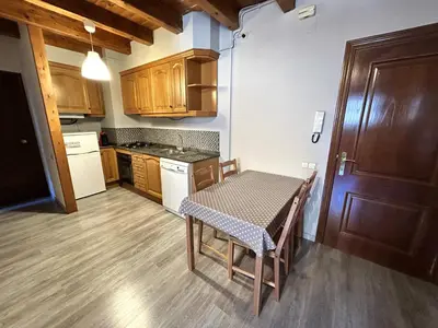 Una cocina o zona de cocina en Dúplex lluminós a Esterri d'Àneu by RURAL D'ÀNEU