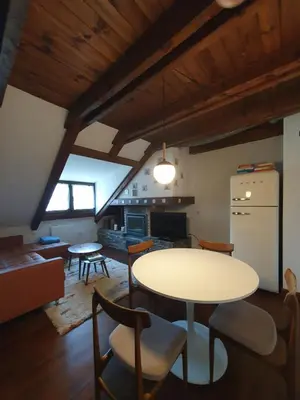 Una cocina o zona de cocina en Acogedor apartamento de montaña con jardín y piscina - VU-HUESCA-23-182