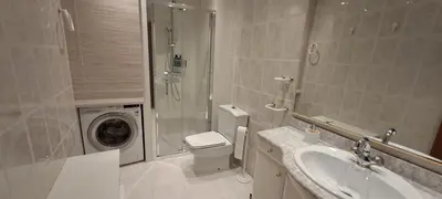 Un baño de Erdizka, céntrico apartamento turístico con la mejor vista Plaza de los Fueros