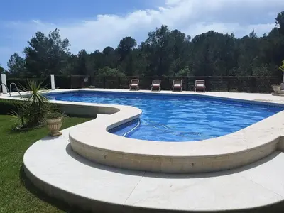 Piscina en o cerca de Catalunya Casas Close to Salou and just steps from the village!