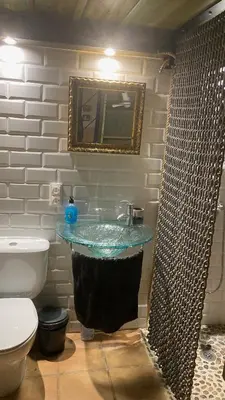 Un baño de La Guinda de Cal Talaia