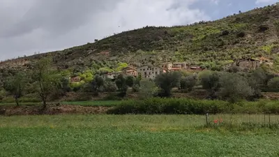 Paisaje cerca of this country house