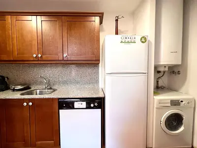 Una cocina o zona de cocina en Apartament La Noguera - L'Amfitriona